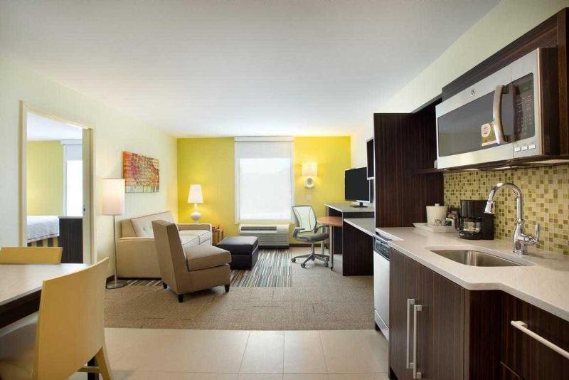 Home2 Suites By Hilton Edison Exterior photo